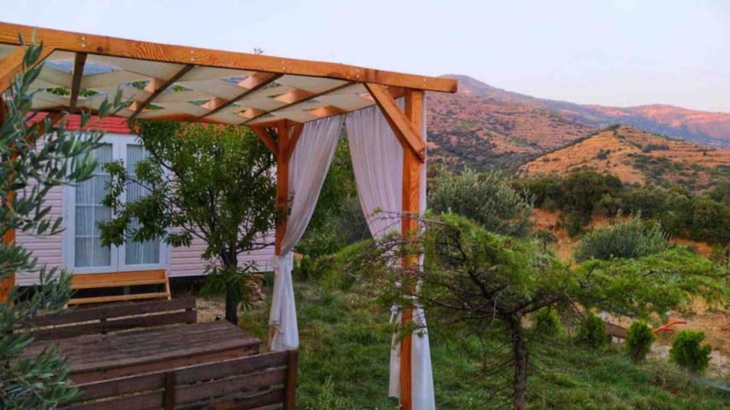 Hayal Tadinda Hotel Esmirna Exterior foto